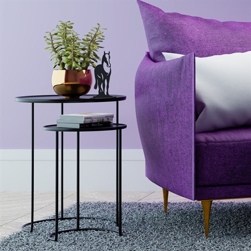 Häst 15 cm svart på bord