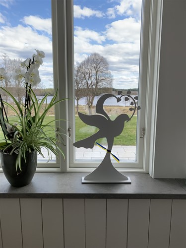 Peace dove white 50 cm in a window